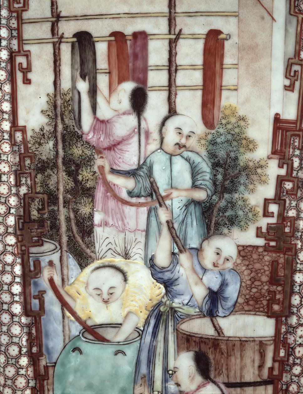 Yksityiskohta maljakosta, joka kuvaa miehiä värjäämässä silkkiä (keramiikka) tekijältä Ming Dynasty Chinese School