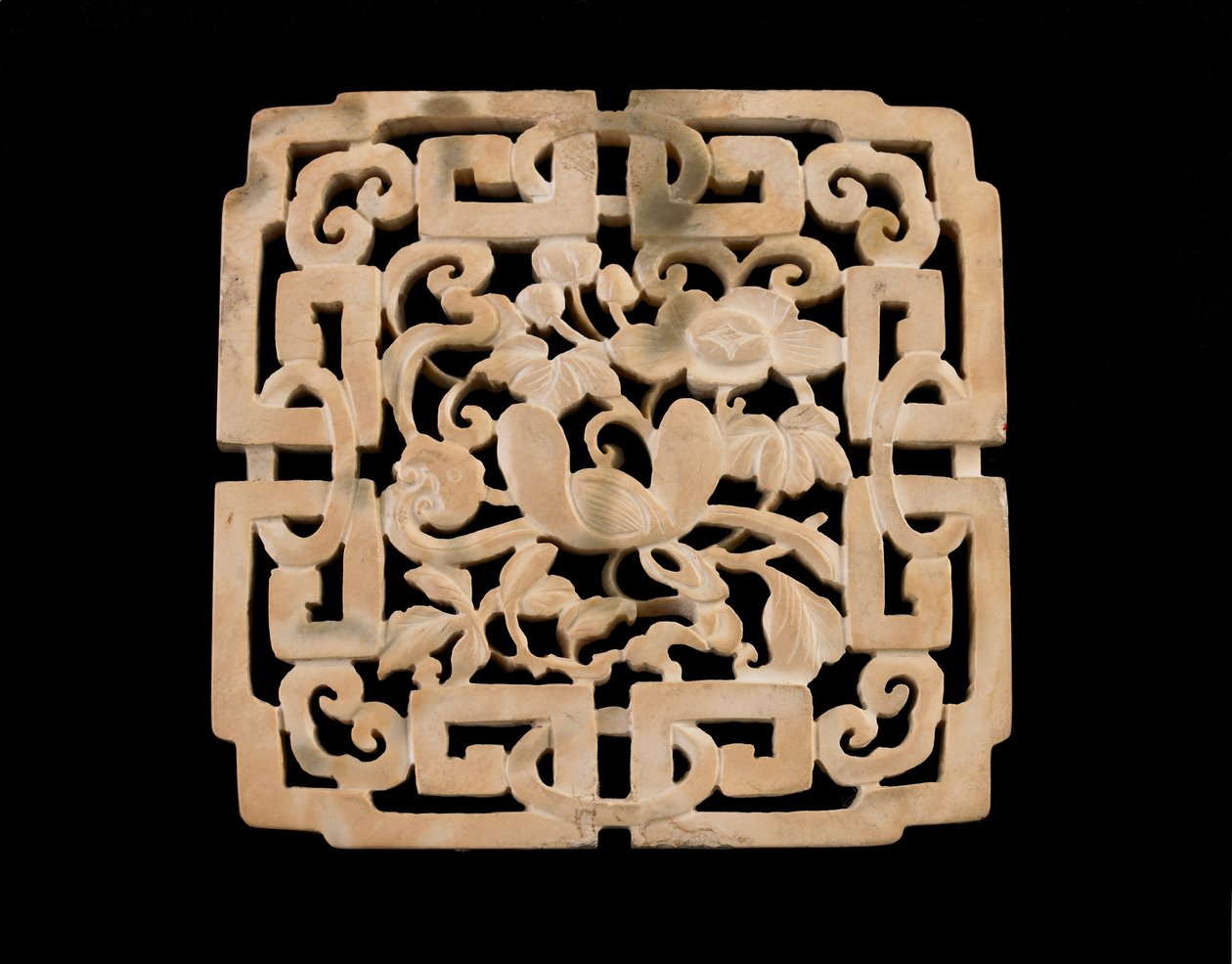 Plakki (isä) (jade) tekijältä Ming Dynasty Chinese School