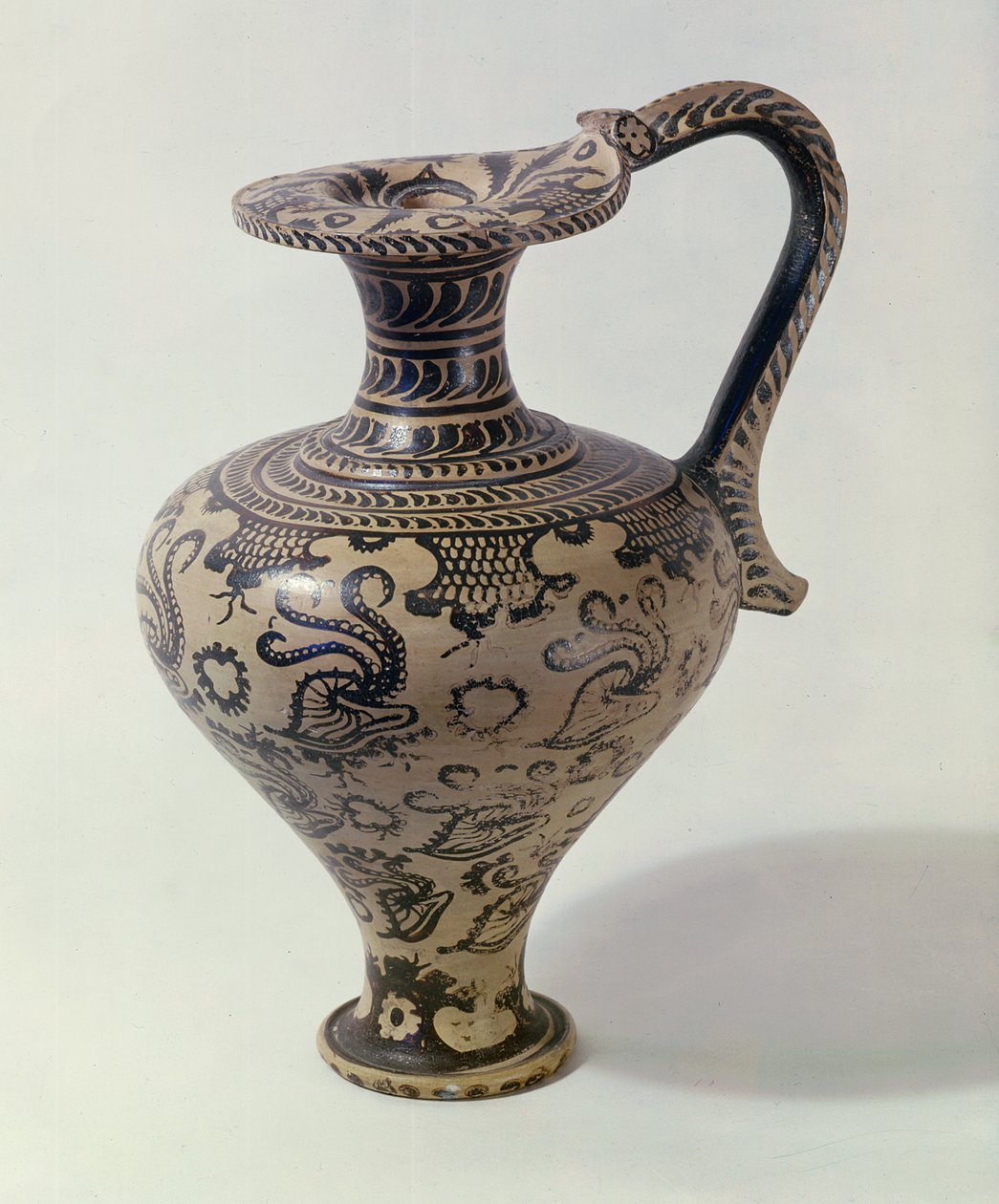 Oenochoe merellisellä koristeella (keramiikka) tekijältä Minoan