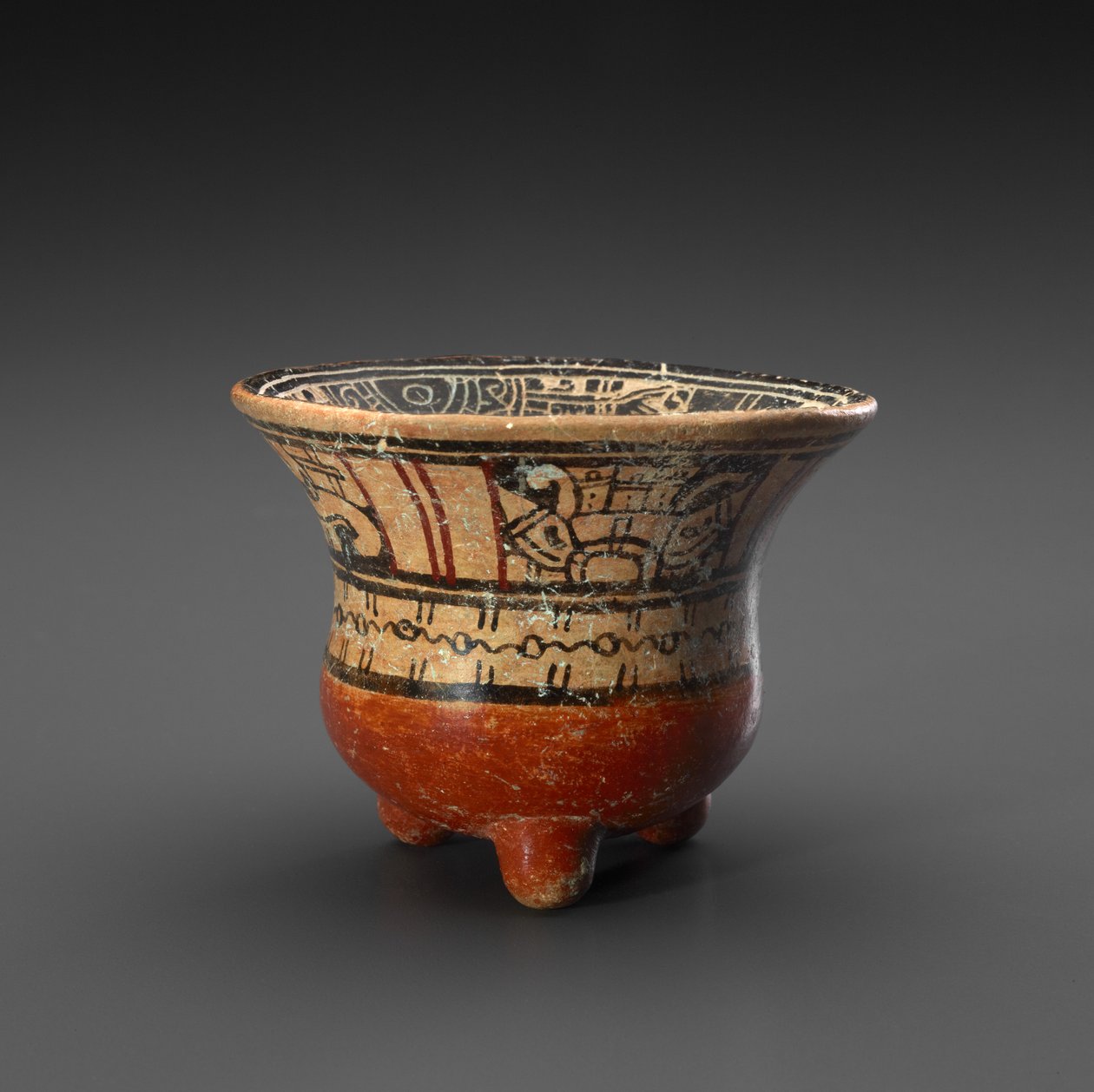 Kolmijalkainen kulho, jossa on jumalia ja kalenterikyltit, 900-1519 jKr (keramiikka lipulla) tekijältä Mixtec Mixtec