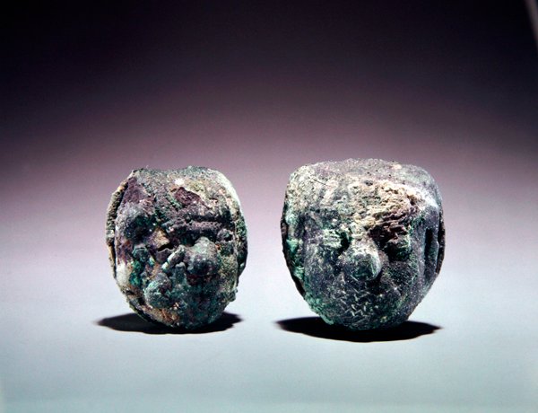 Kellot Perusta (kupari) tekijältä Mochica Culture Mochica Culture