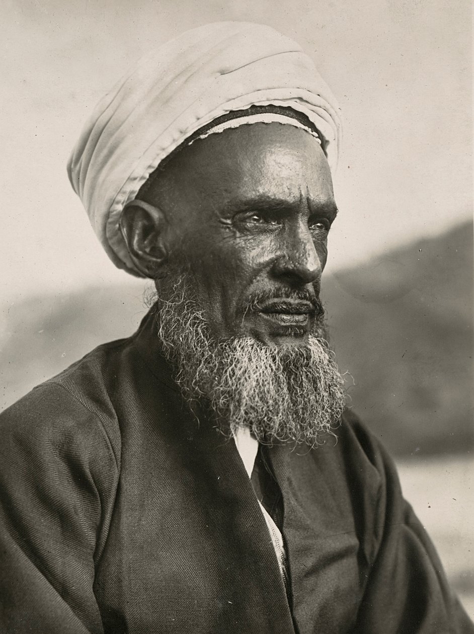 Imperiumin rakentaminen fasismin aikana: muslimipäällikkö, 09/05/1936 (s/w-kuva). tekijältä Modestino Baldinetti