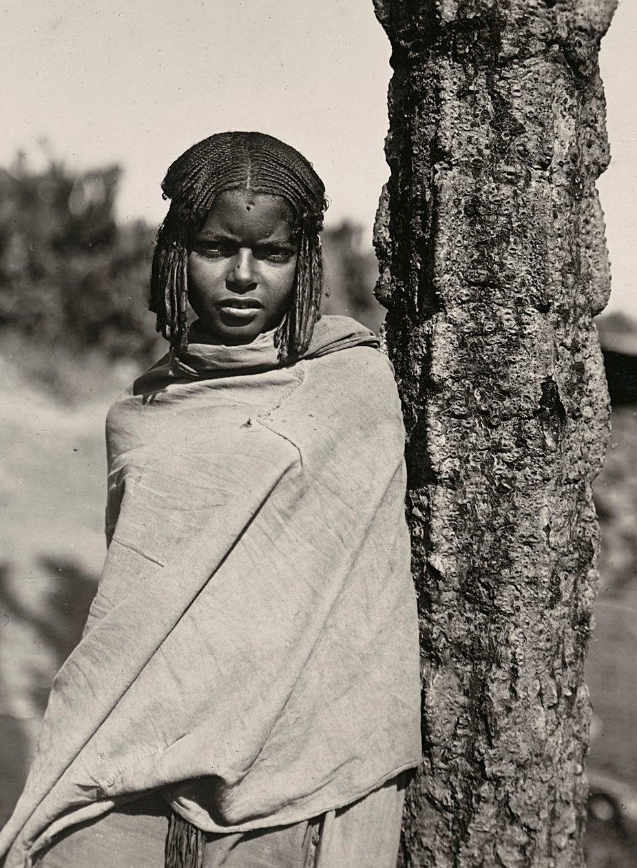 Imperiumia rakentamassa fasistisella aikakaudella: nainen Bilen-heimosta, 5.9.1936 (mv/w kuva) tekijältä Modestino Baldinetti