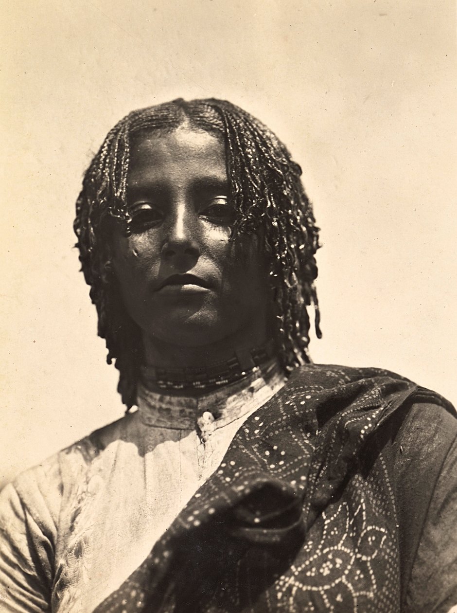 Imperiumin rakentaminen fasistisella aikakaudella: Tyttö At Temariam-heimosta, 09.5.1936 (m/v kuva) tekijältä Modestino Baldinetti