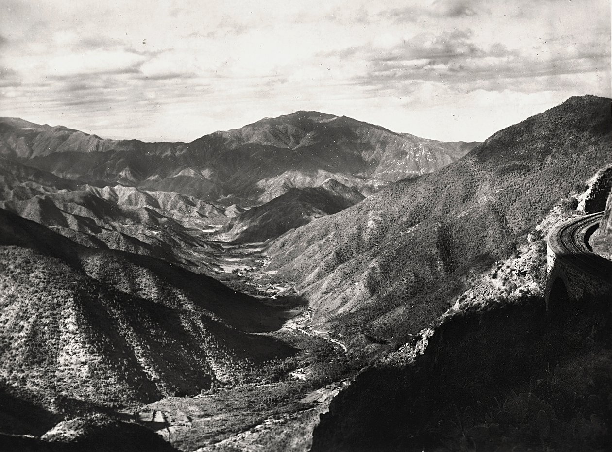 Imperiumin rakentaminen fasistisella aikakaudella: Dorfun laakso, 9.5.1936 (mv/v kuva) tekijältä Modestino Baldinetti