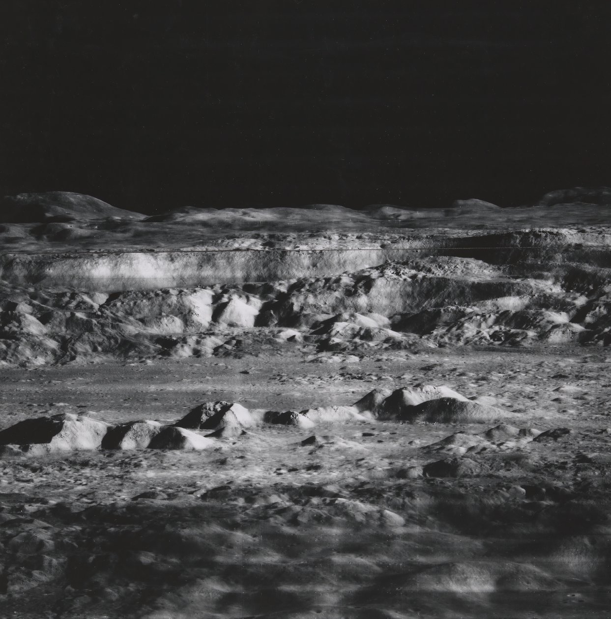 Lähikuva Crater Copernicuksesta, 24434. tekijältä NASA Images