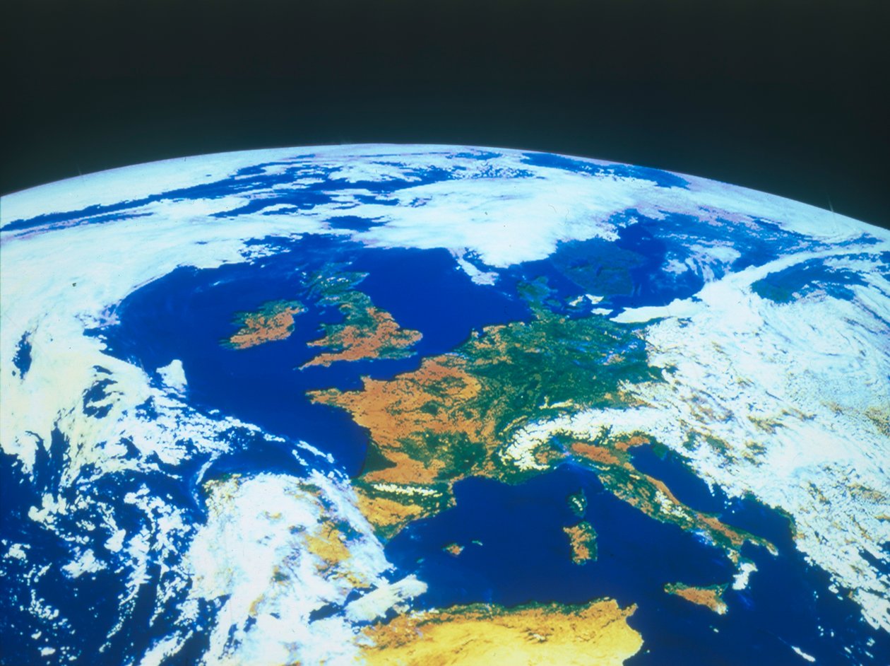 Maa avaruudesta - Eurooppa satelliitista nähtynä, 1980-luku. tekijältä NASA Images
