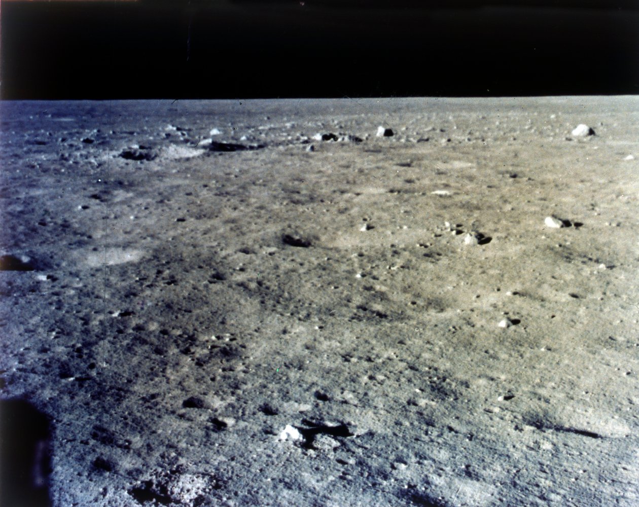 Kuun pinta. tekijältä NASA Images