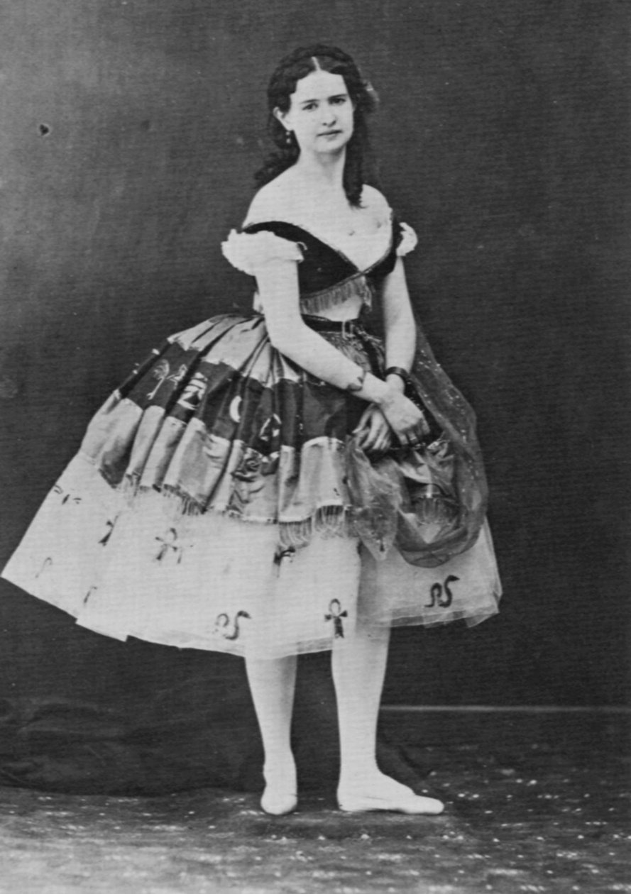 Maria Surovštšikova-Petipa, venäläinen balettitanssija, s. 1861 tekijältä Nadar