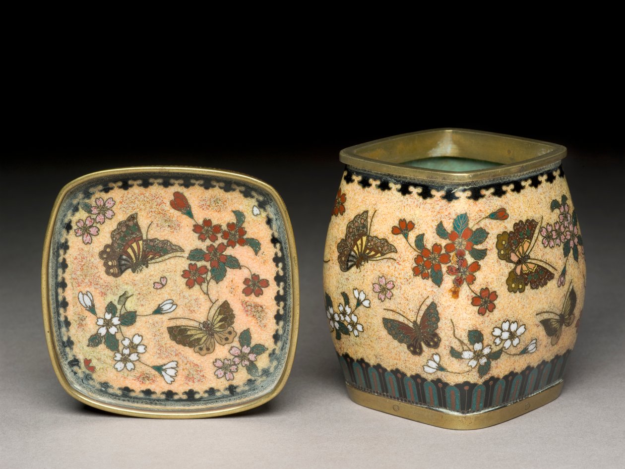Astia ja pieni purkki, "Meiji"-kausi, 1800-luku (cloisonne emali) tekijältä Namikawa Yasuyuki