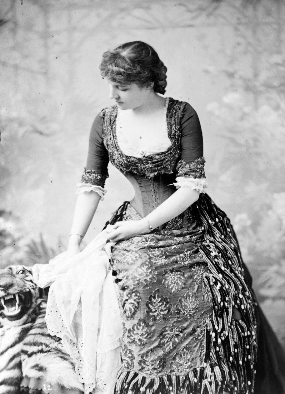 Lillie Langtryn muotokuva, n. 1882 tekijältä Napoleon Sarony