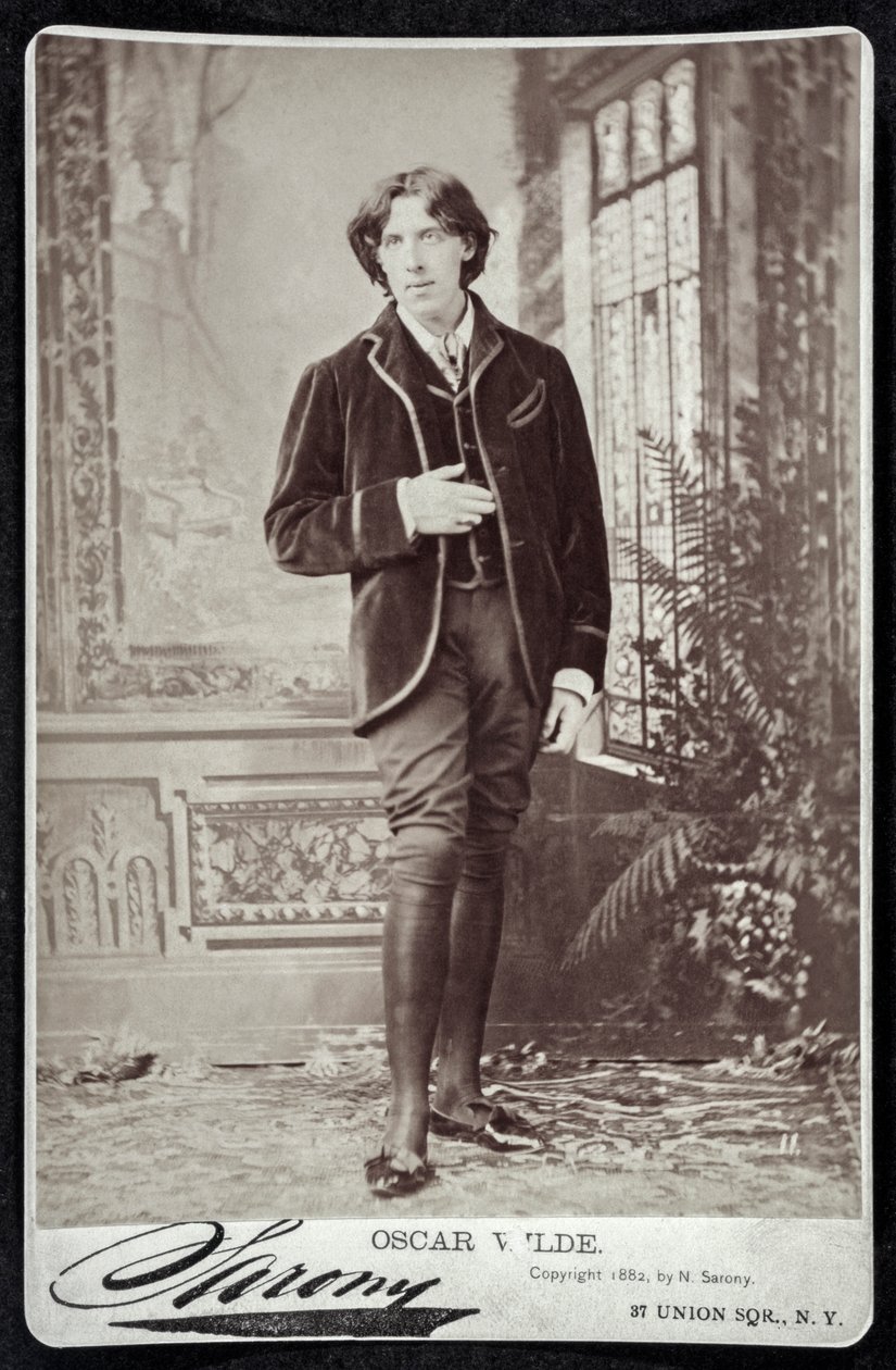 Oscar Wilde Amerikassa vuonna 1882 (painettu) tekijältä Napoleon (after) Sarony