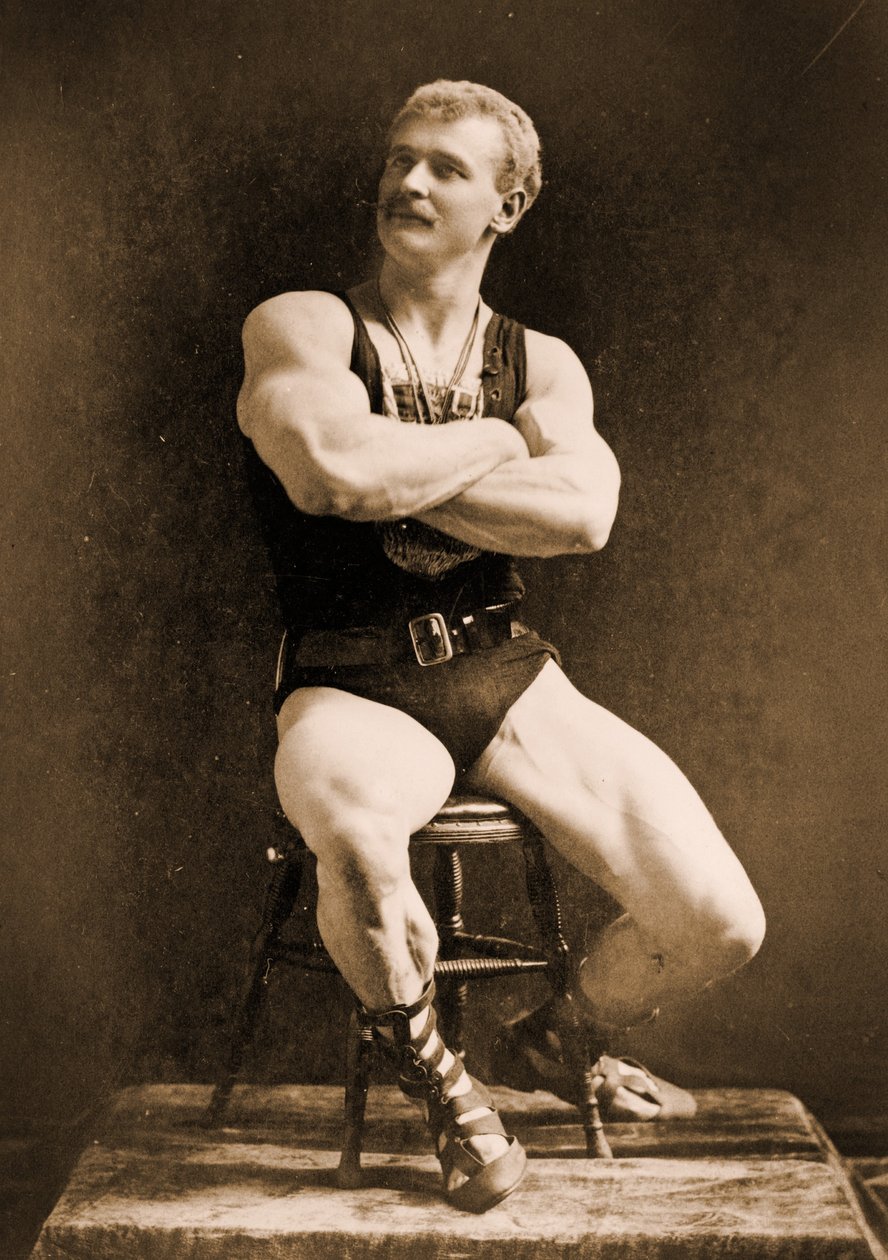 Eugen Sandow, klassisessa antiikin kreikkalais-roomalaisessa asennossa, n. 1893 tekijältä Napoleon Sarony