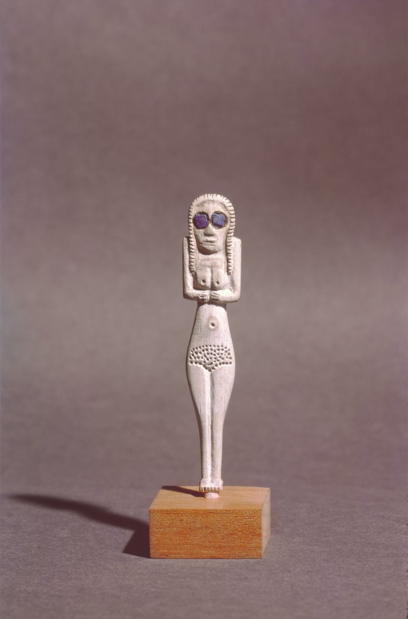 Naisen hahmo, Ylä-Egyptistä (luu) tekijältä Naqada I Period Egyptian