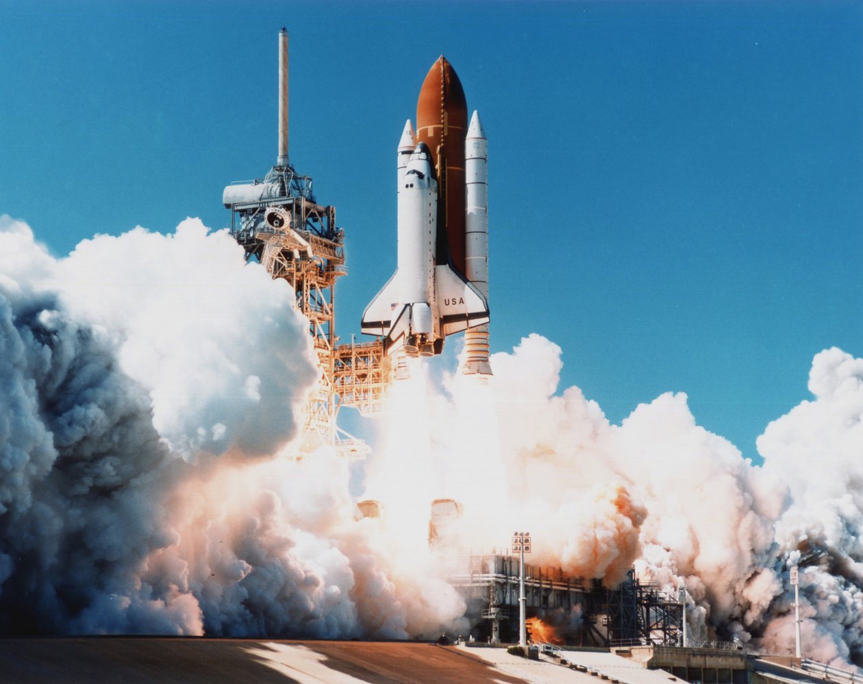 Avaruussukkula Columbia laukaistiin Kennedy Space Centeristä, Floridasta, 4. huhtikuuta 1997. NASAn valokuva. tekijältä National Aeronautics and Space Administration National Aeronautics and Space Administration
