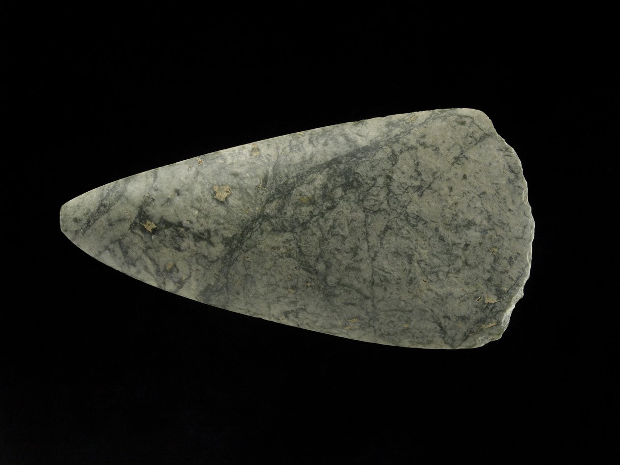 Jadeiittikirves, neoliittinen kausi (Keski-Eurooppa), n. 5500 - n. 1800 eKr. (jadeiitti) tekijältä Neolithic