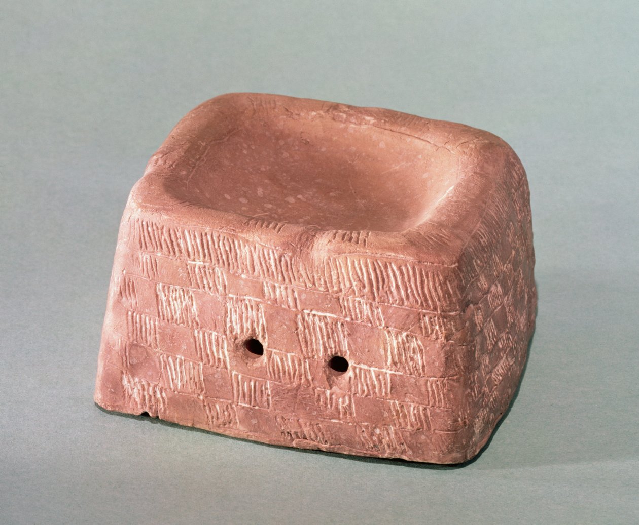 Hajuvesipolttimena käytetty maljakkotuki, Chasseen Culture, 3000-2500 eKr. (keramiikka) tekijältä Neolithic Neolithic