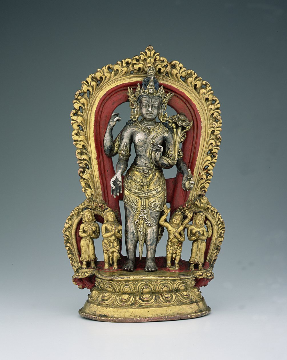 Jatamukuta Lokesvara, Khasa Malla Kingdom (1100-1484) (kullattu paketti, kupariseos & pigmentti) tekijältä Nepalese School