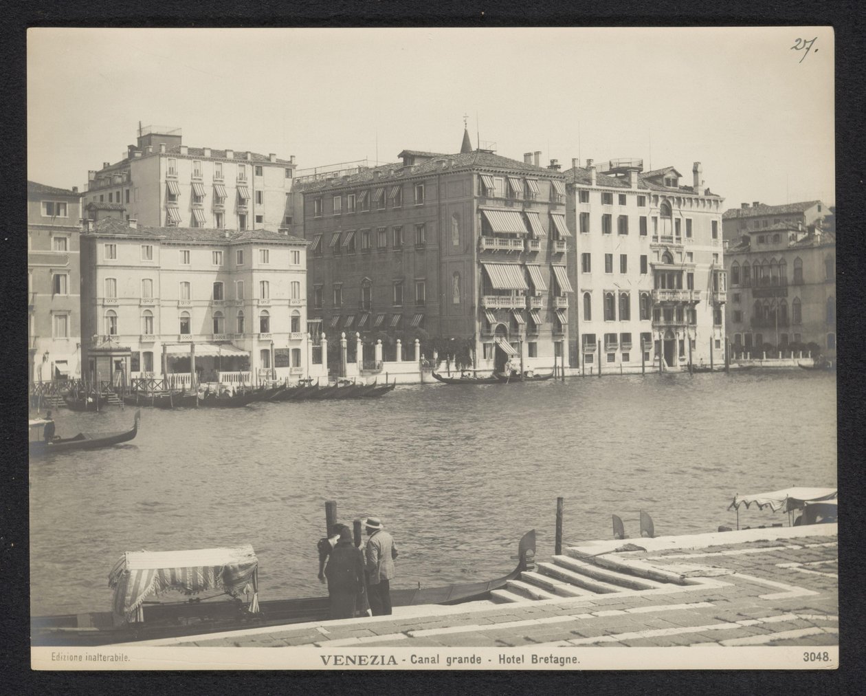 Venetsian Hotel Bretagnen ulkoa Venetsia - Grand Canal - Hotelli Brittany (otsikko esineessä) tekijältä Neue Photographische Gesellschaft