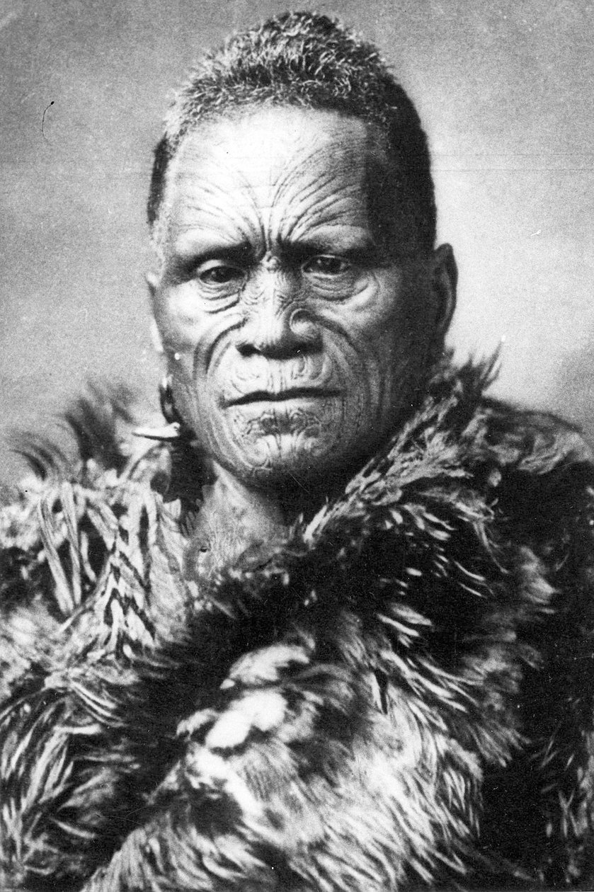 Maorimiehen muotokuva ennen vuotta 1880 tekijältä New Zealander Photographer