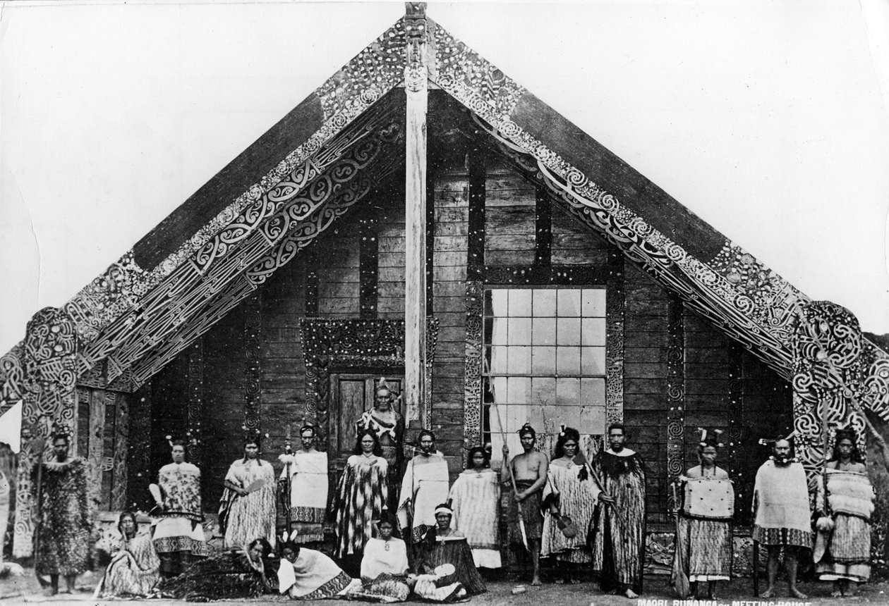 Maori Runanga eli kokoustalo, n. 1863-80 tekijältä New Zealand Photographer