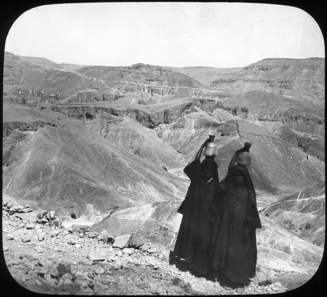 Kuninkaiden laakso, Luxor, Egypti, c1890 tekijältä Newton and Co