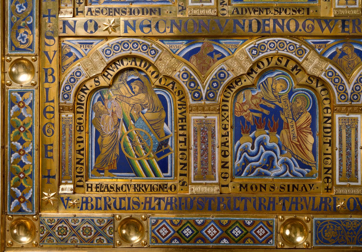 Nicolas de Verdunin (n. 1130/50-1205) kullasta ja enamaillesta valmistettu Verdun-alttari: kohtauksia Vanhasta ja Uudesta testamentista: yksityiskohta, joka kuvaa Elian taivaaseenastumista ja Moosesta vastaanottamassa lain taulukoita. 1100-luvun Klosterneu tekijältä Nicholas of Verdun