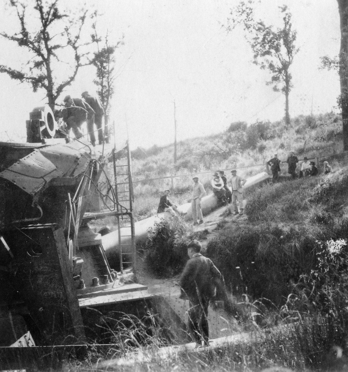Big Bertha, saksalainen ase, joka ampui Pariisin, ensimmäinen maailmansota, vuodelta 1918 tekijältä Nightingale and Co
