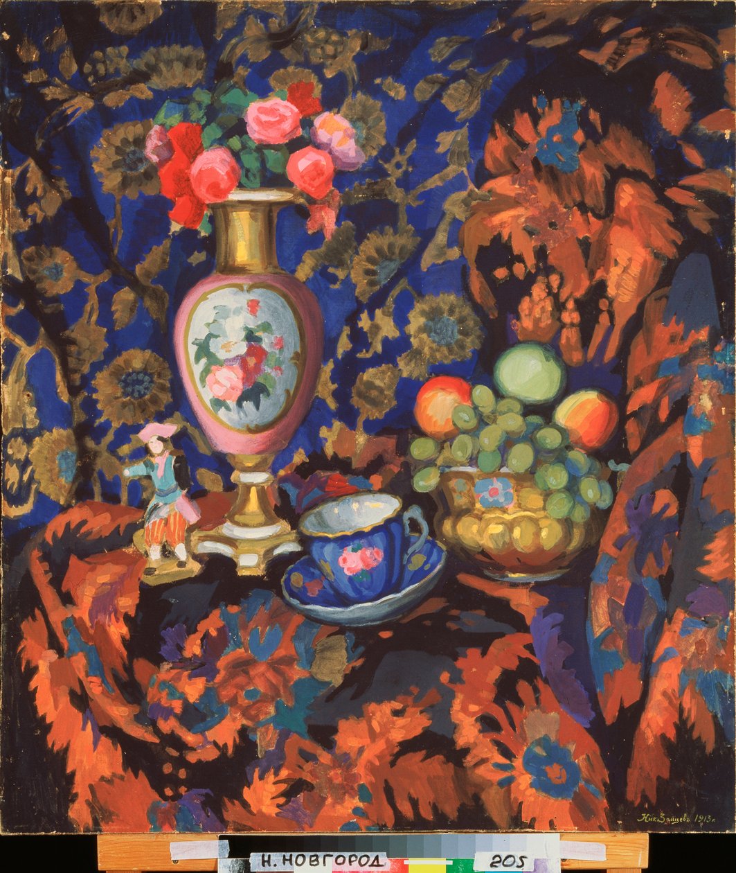 Asetelma posliinilla ja kukilla - Nikolai Semjonovich Zaytsevin (1885-1938) teos, tempera pahville tekijältä Nikolai Semyonovich Zaytsev