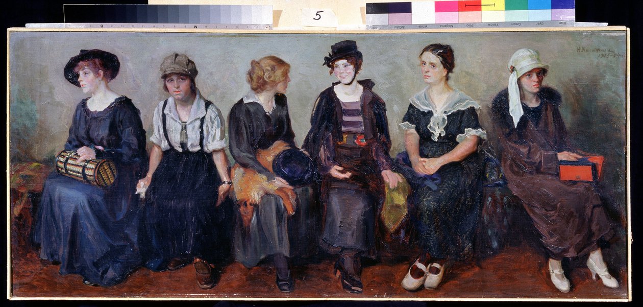 Teatteriryhmä (Theatre troupe). Muotokuvia kuudesta vierekkäin istuvasta nuoresta naisesta erilaisilla ilmeillä. Nikolai Aleksejevitš Kasatkin (Kasatkin) (1859-1930) maalaus öljy kankaalle tekijältä Nikolaj Alekseevich Kasatkin