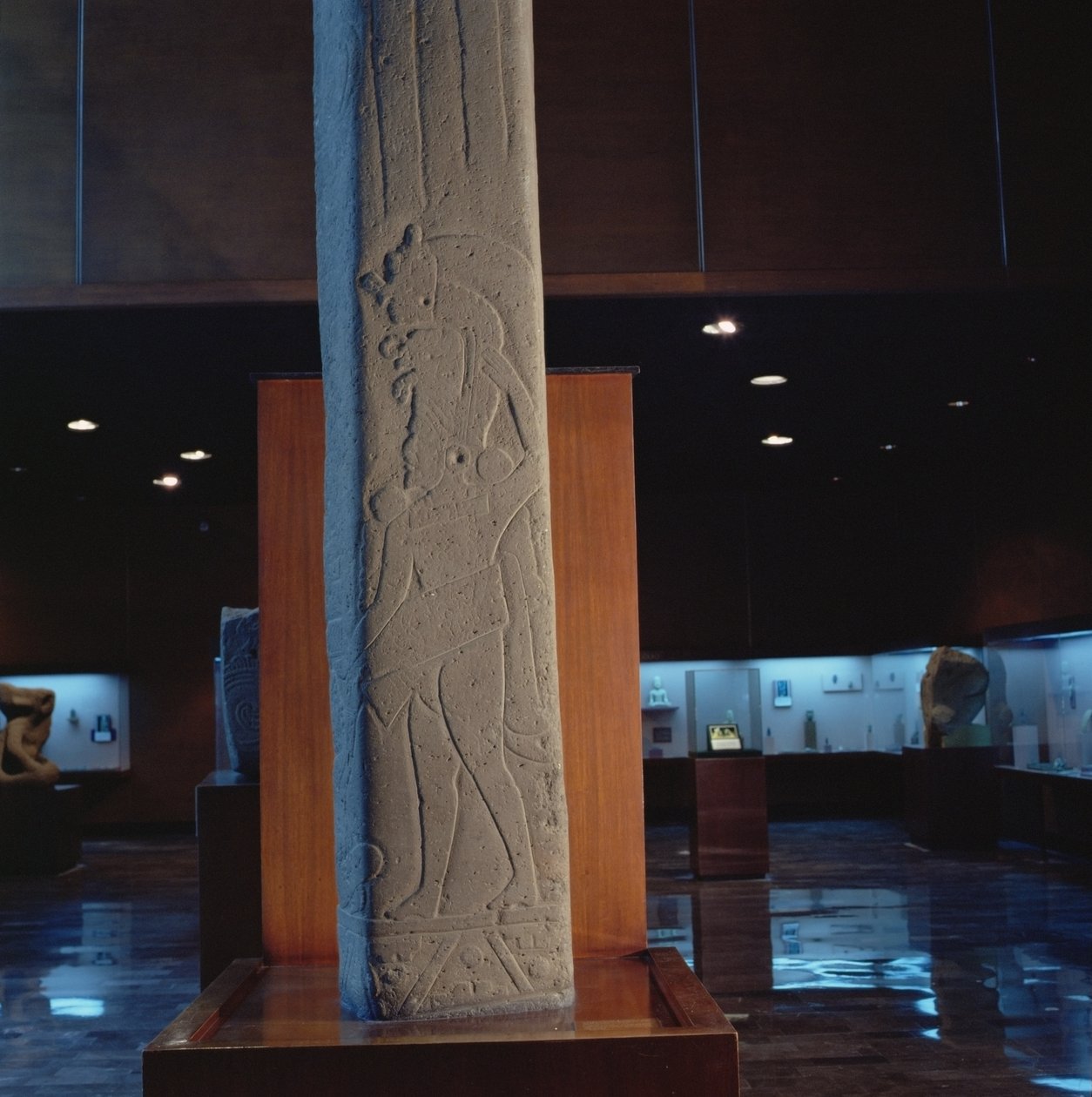 Stele Alvaradosta, Veracruzin osavaltiosta, esiklassiselta ajalta tekijältä Olmec