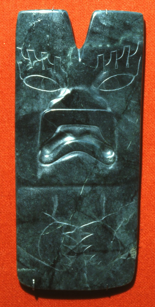 Hacha, jossa on jaguaarin kasvot, esiklassinen kausi (jade). tekijältä Olmec