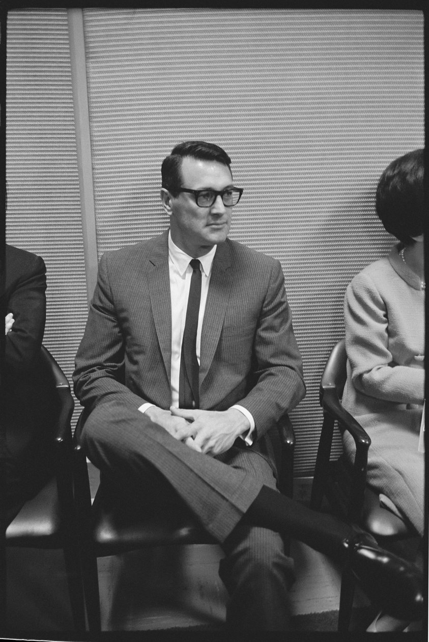 Rock Hudson odottaa tapaavansa prinsessa Margaretin tekijältä Orlando Suero