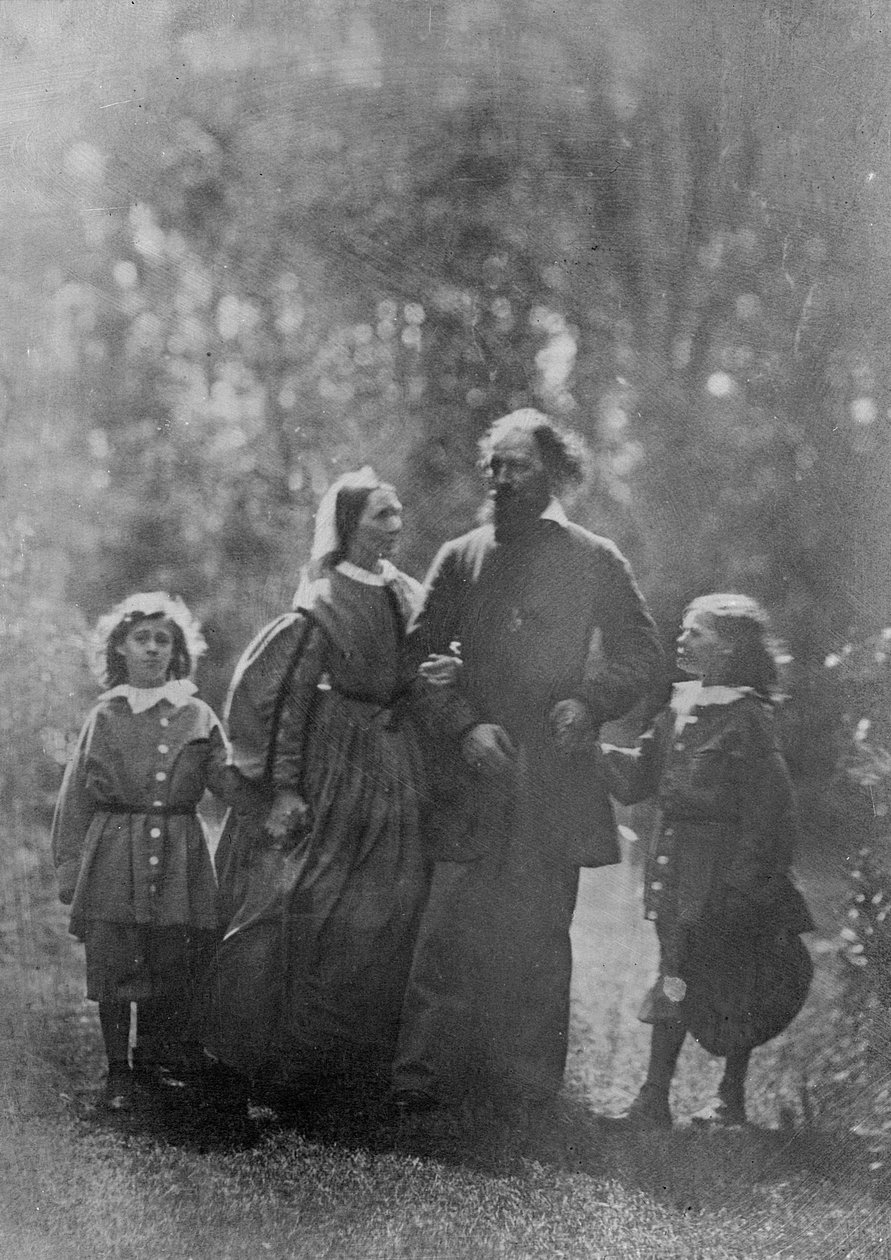 Alfred, Lord Tennyson vaimonsa Emilyn ja kahden poikansa, Hallamin ja Lionelin kanssa, n. 1862 (albumiprintti) tekijältä Oscar Gustav Rejlander