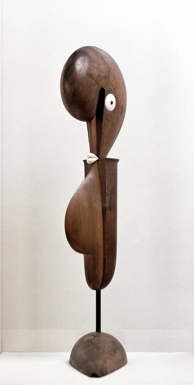 Groteski (puuveistos tekijältä Oskar Schlemmer