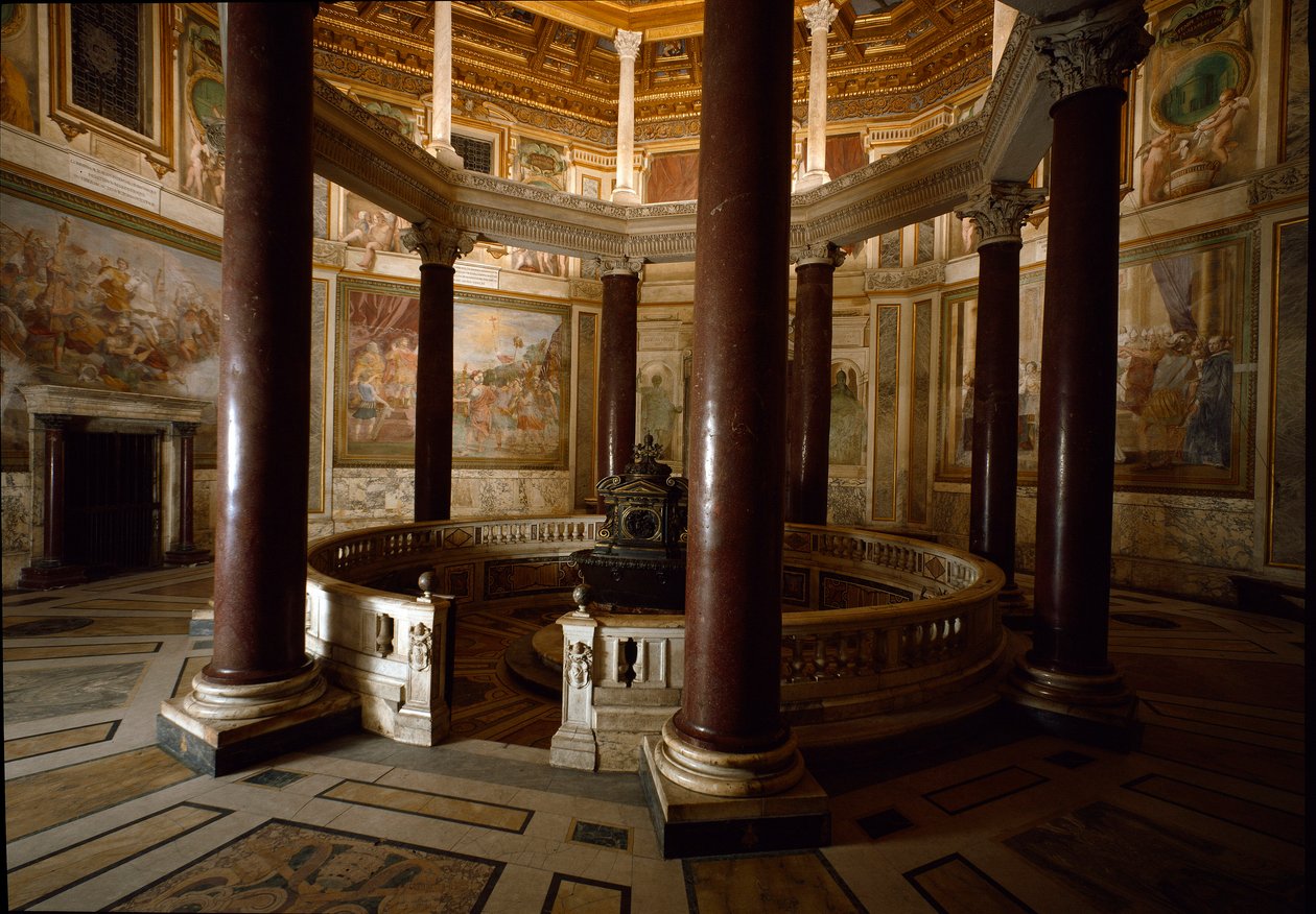 Sisäkuva San Giovanni in Lateranon (St. John Laterano) paleokristilaisesta kastekappelista (Lateraani kastekappeli tai San Giovanni in Fonte), rakennettu noin 440. Rooma tekijältä Paleo Christian