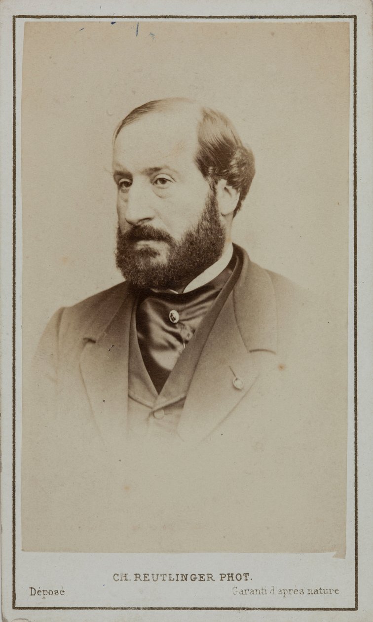 Emile Augierin muotokuva 1820-1889. tekijältä Paris . Photo studio Reutlinger