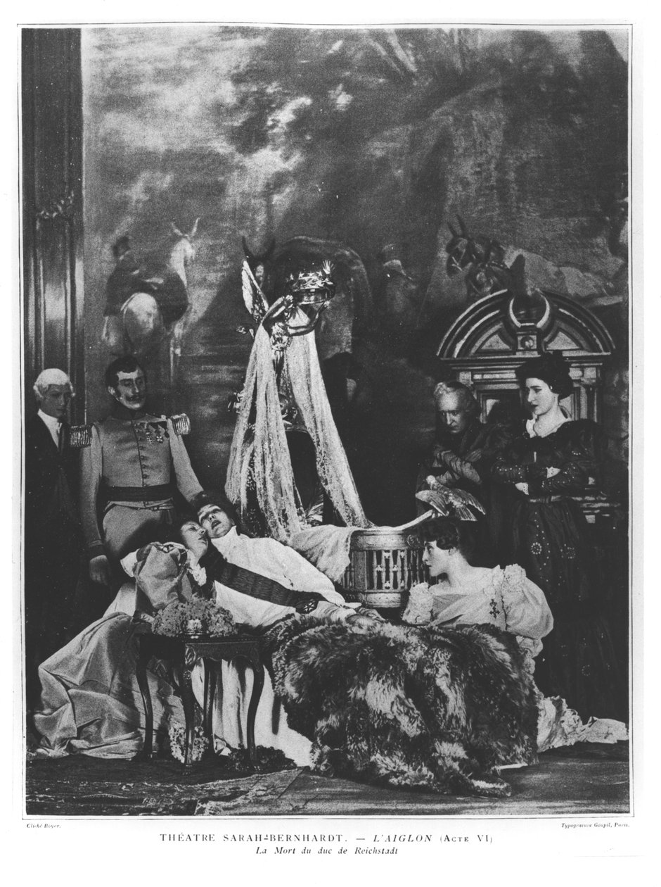 Sarah Bernhardt (1844-1923) Edmond Rostandin (1868-1918) elokuvassa L