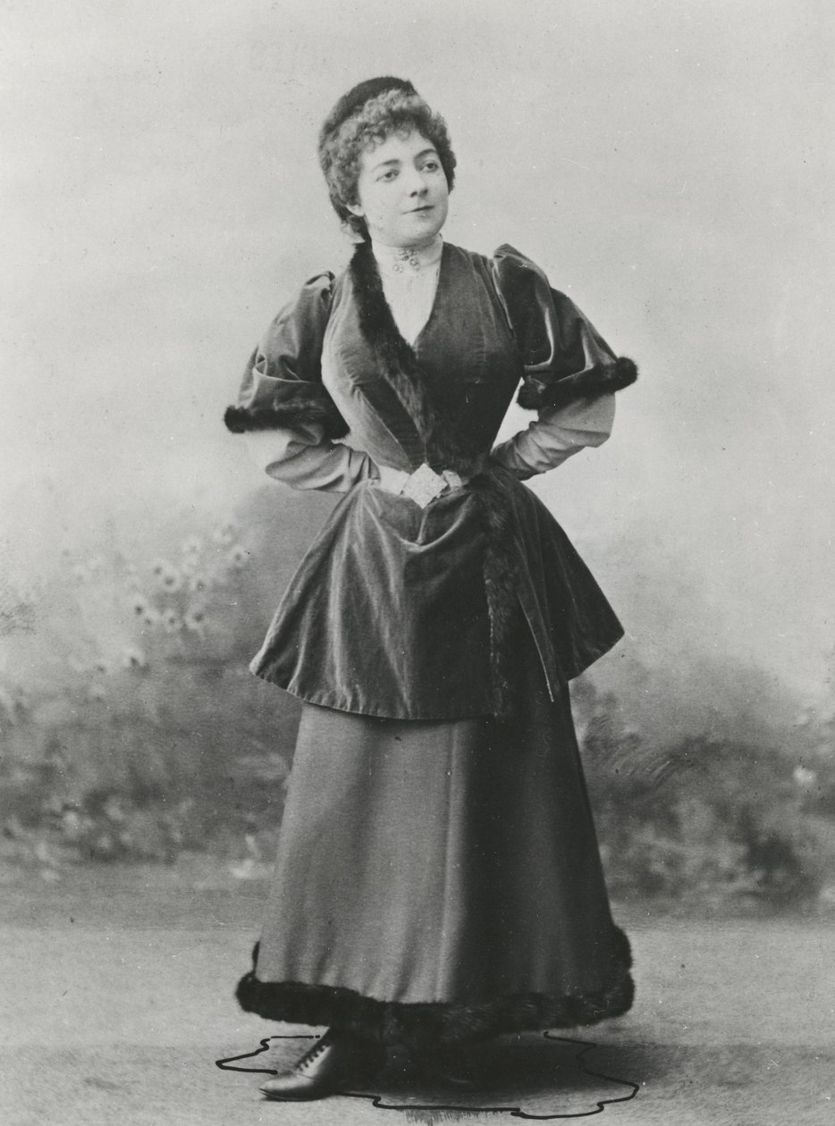 Juliette Girardin muotokuva, noin 1900 tekijältä Paul Boyer