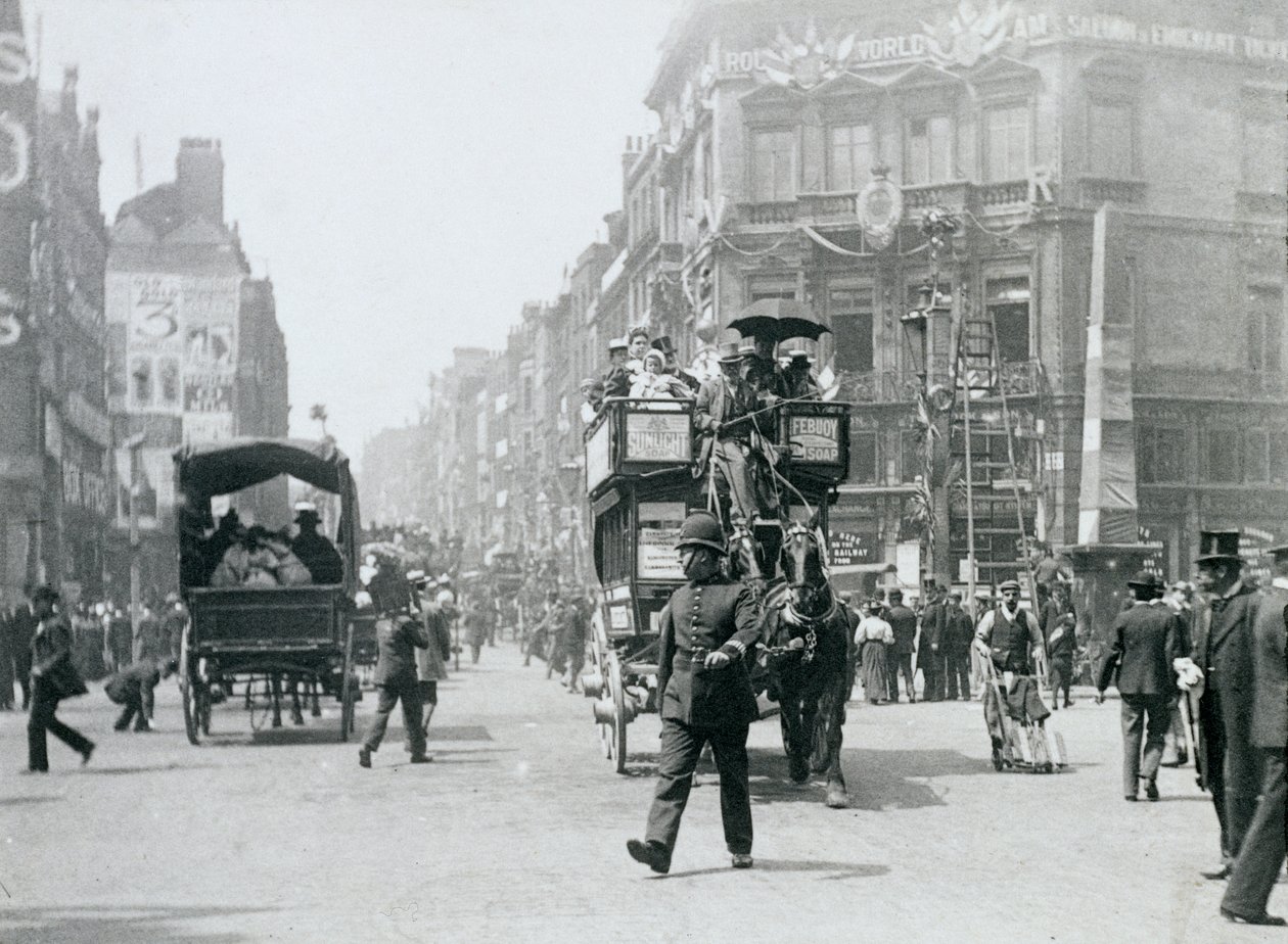 Ludgate Circus, Lontoo, valmisteltu Queen Victoria
