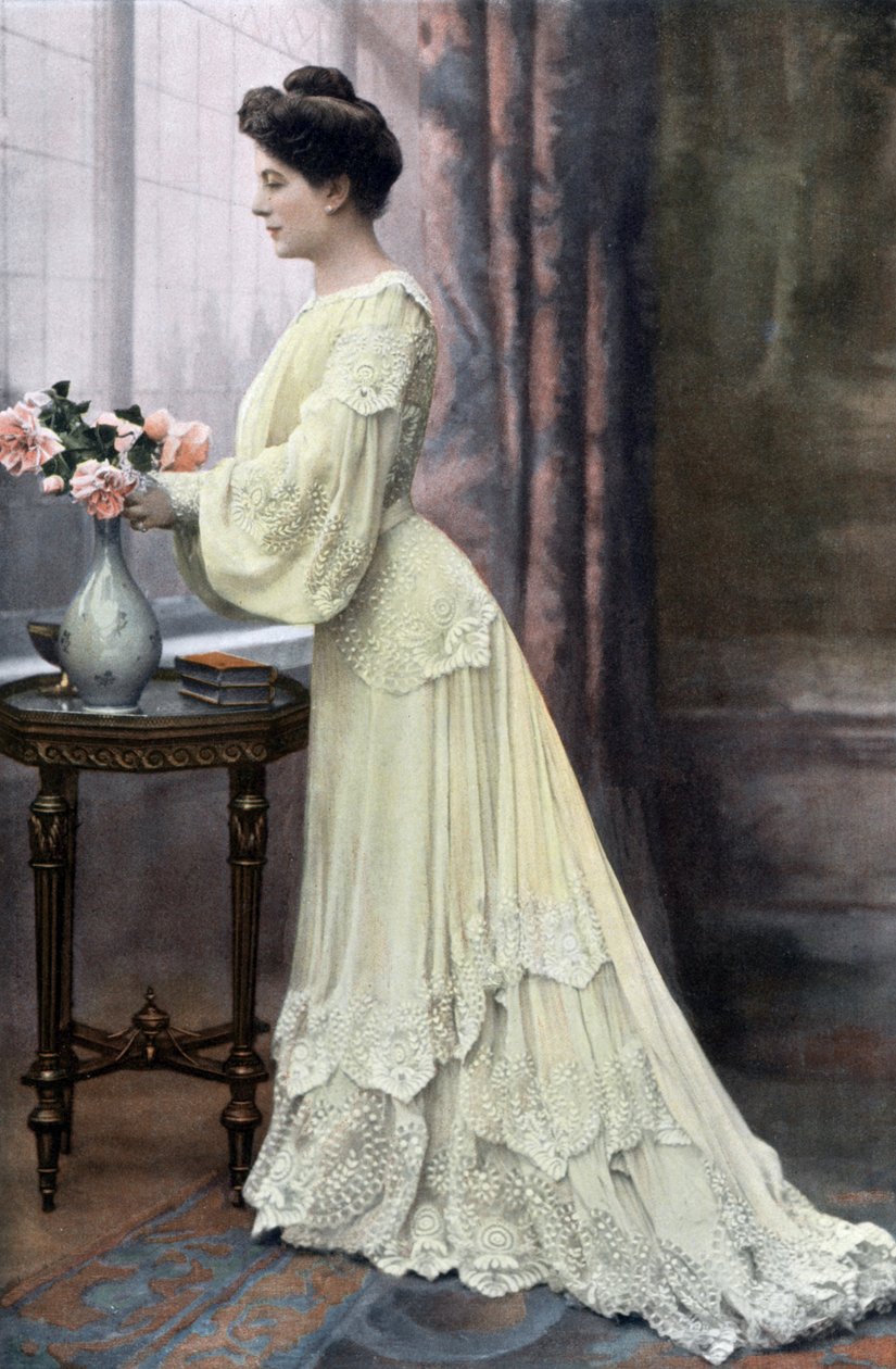 Ranskalainen näyttelijä Rosa Bruck vuonna 1903 (kuva) tekijältä Paul Nadar