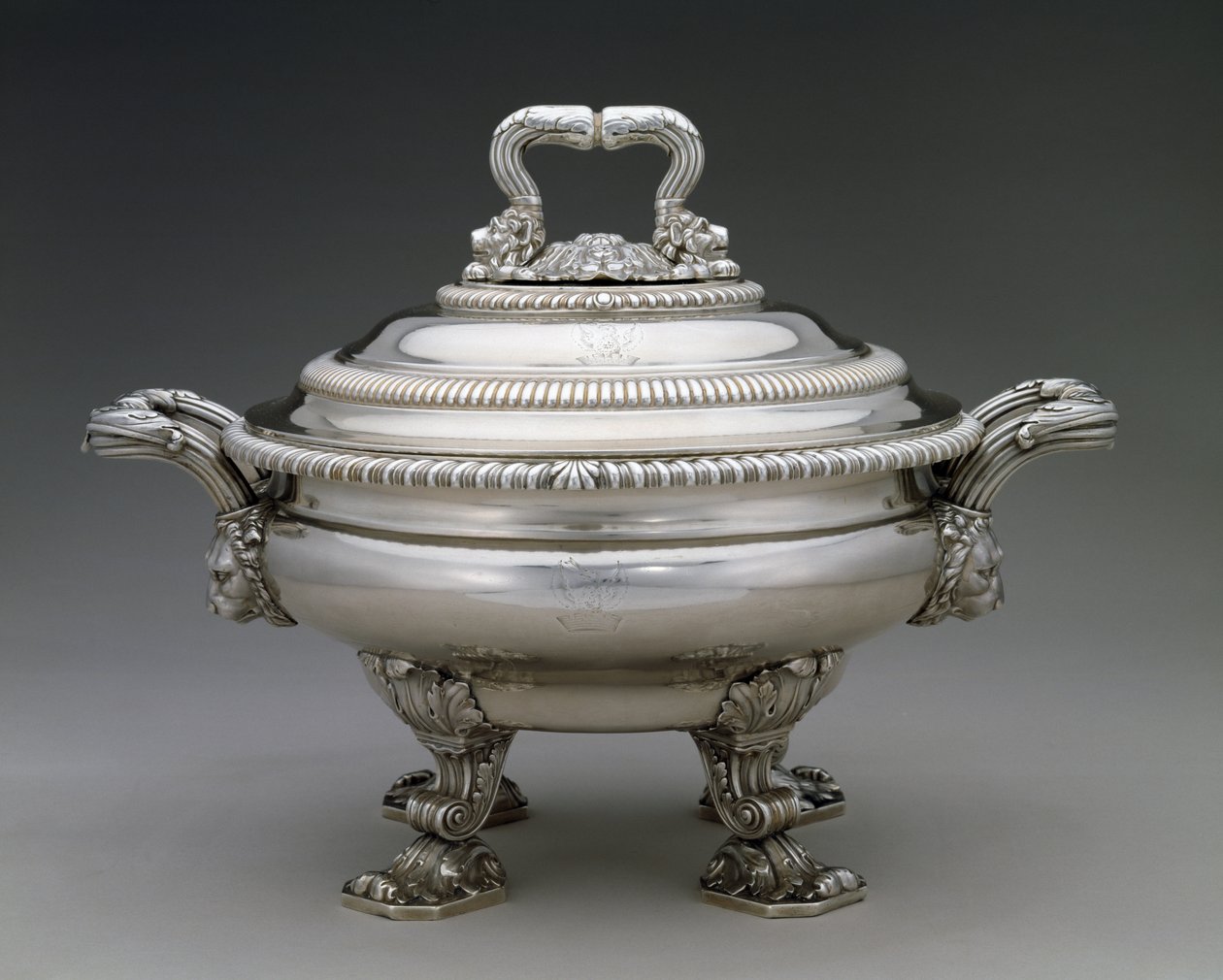 Keitto Tureen tekijältä Paul Storr