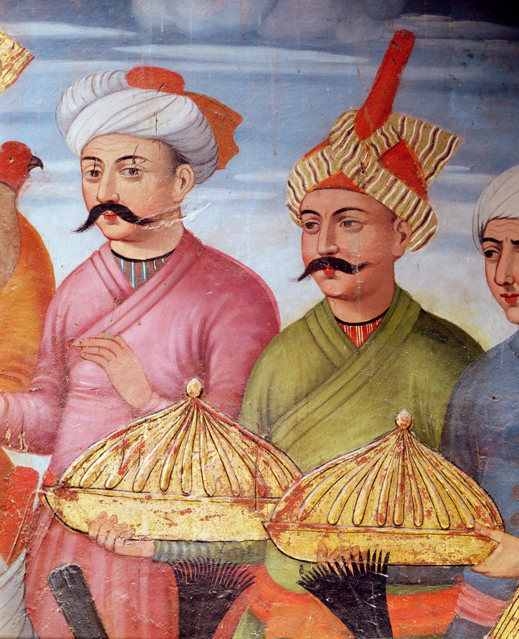 Tarjoaa kantajia Grand Moghul -suurlähettilään vastaanotossa Shah Tahmaspin hovissa, 1573-76 (222701:n tiedot) tekijältä Persian School