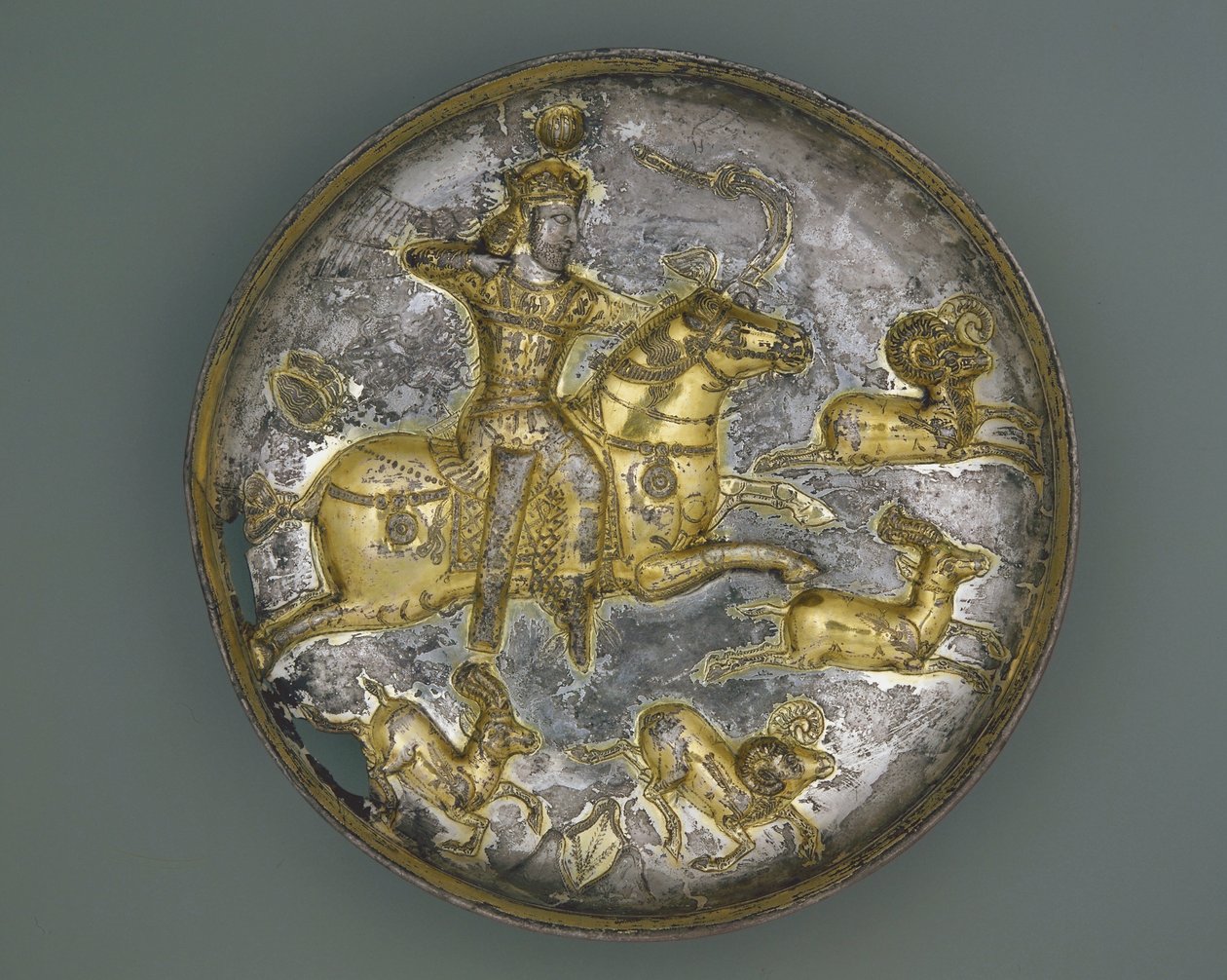 Kulho, Iran, Sasanian aika, 4.-5. vuosisadat (hopeaa ja kullattua) tekijältä Persian School