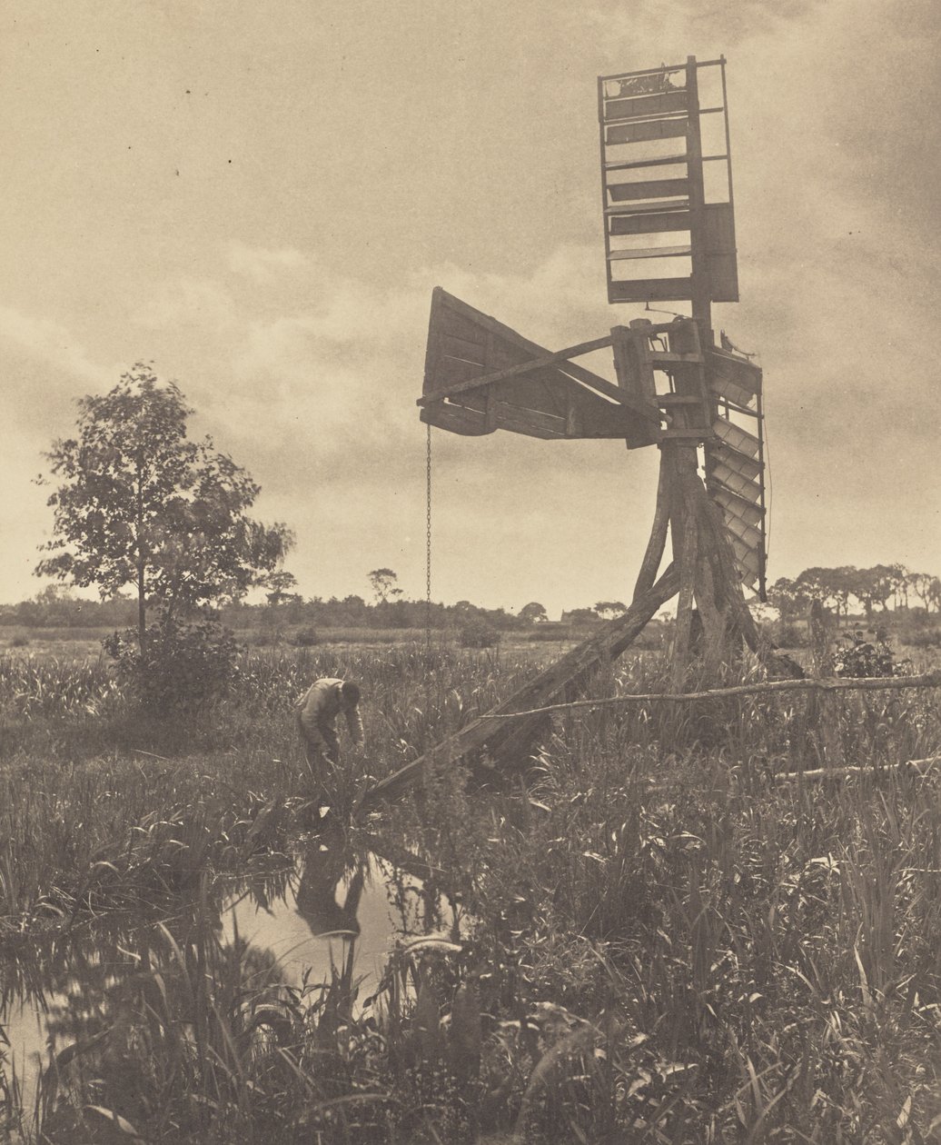 Raunioitunut vesimylly tekijältä Peter Henry Emerson