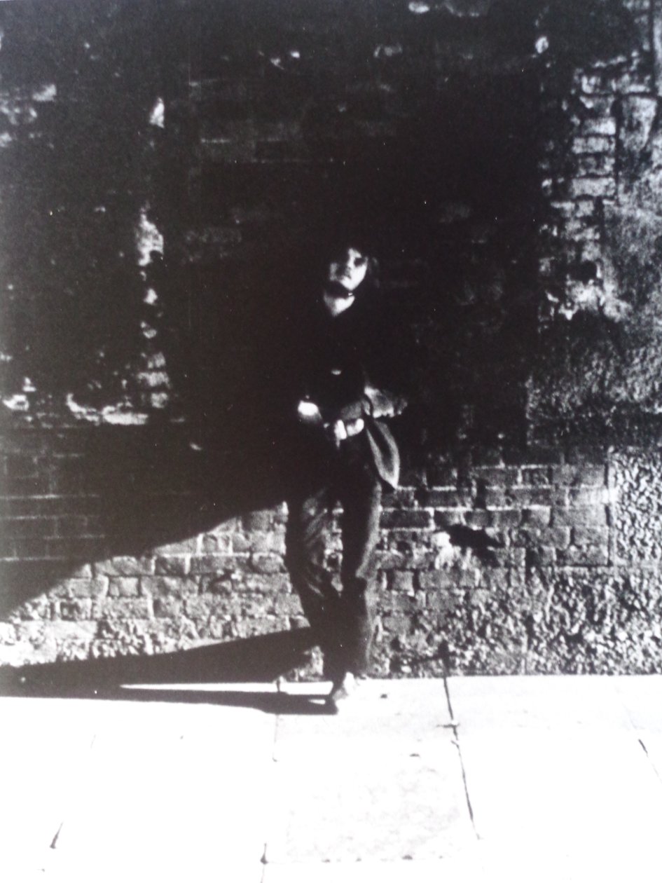VINTAGE B&W PHOTO No.7, 1974 (VALOKUVA) tekijältä Peter McClure