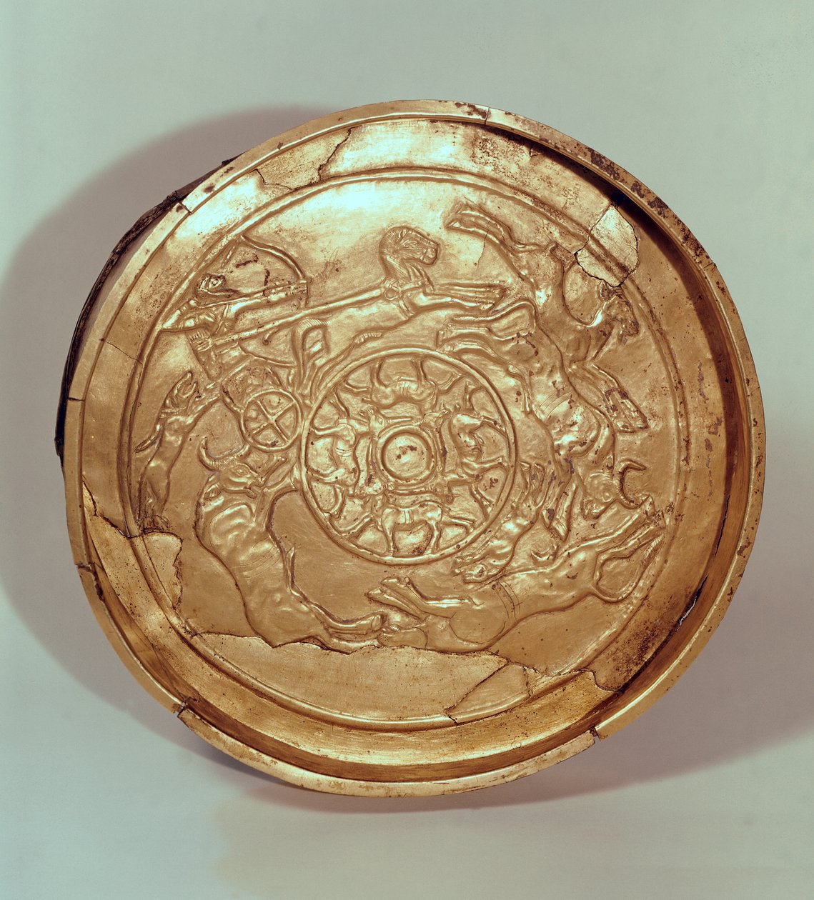 Metsästyskohtaus, Ras Shamra, Ugarit, n. 1250–1150 eKr. (kulta) tekijältä Phoenician