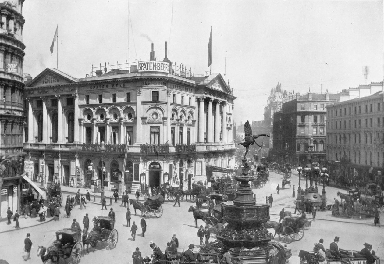 Piccadilly Circus, Westminster, Lontoo, 1910 1911 tekijältä Photochrom Co Ltd of London