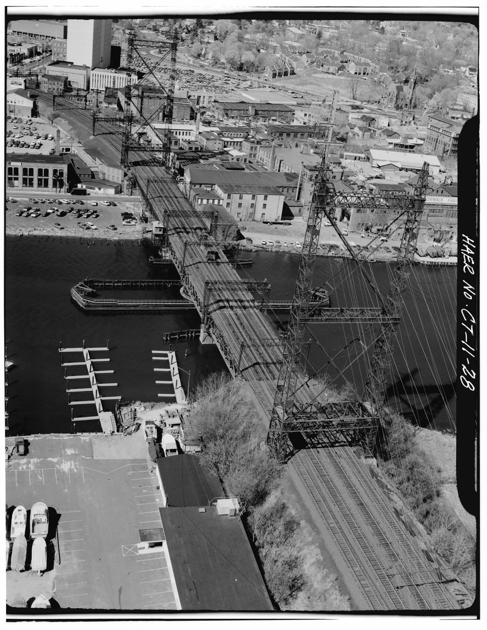 Norwalk River Bridge, Norwalk, Connecticut (m/w kuva) tekijältä Photographer American