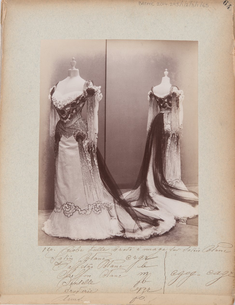 Albumisivu: House of Worth, Ball Gown tekijältä Photographer French